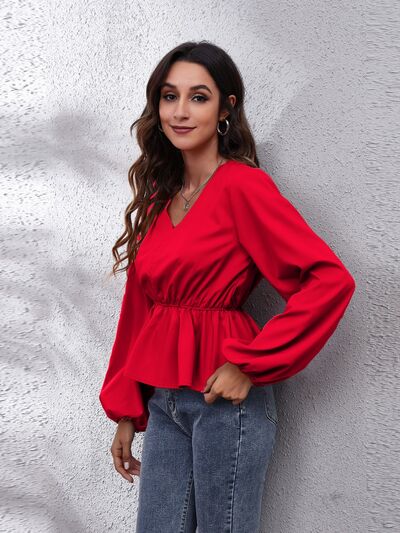 Bluse mit V-Ausschnitt, Ballonärmeln und Schößchen