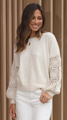 Beiger Häkelstrickpullover