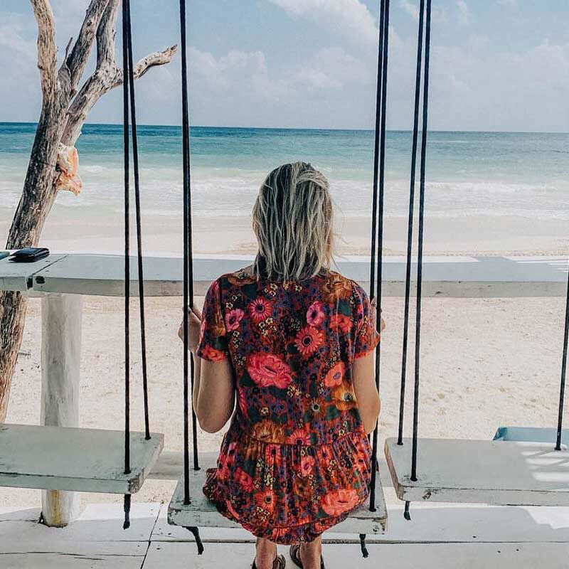 Retro Red Floral Buttoned Rayon Dress