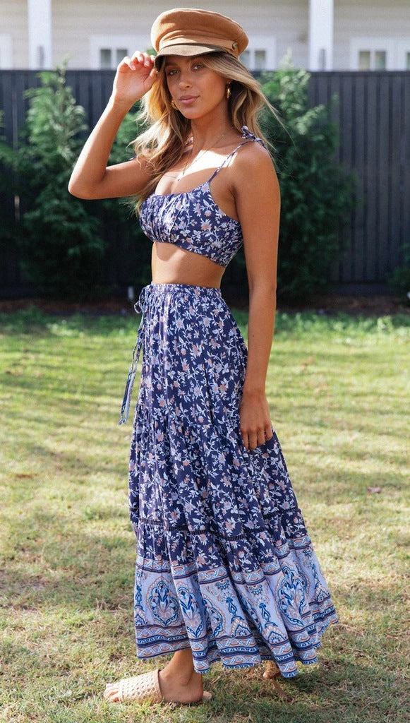 Marineblaues Camisole-Set mit Blumenmuster und Rock