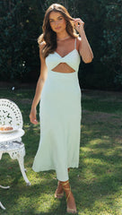 Mintgrünes rückenfreies Slip-Kleid mit Cut-outs