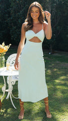 Mintgrünes rückenfreies Slip-Kleid mit Cut-outs