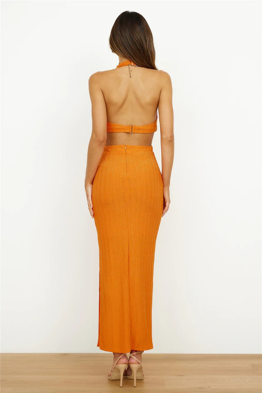 Oranges Neckholder-Midikleid mit Cut-Outs in der Taille