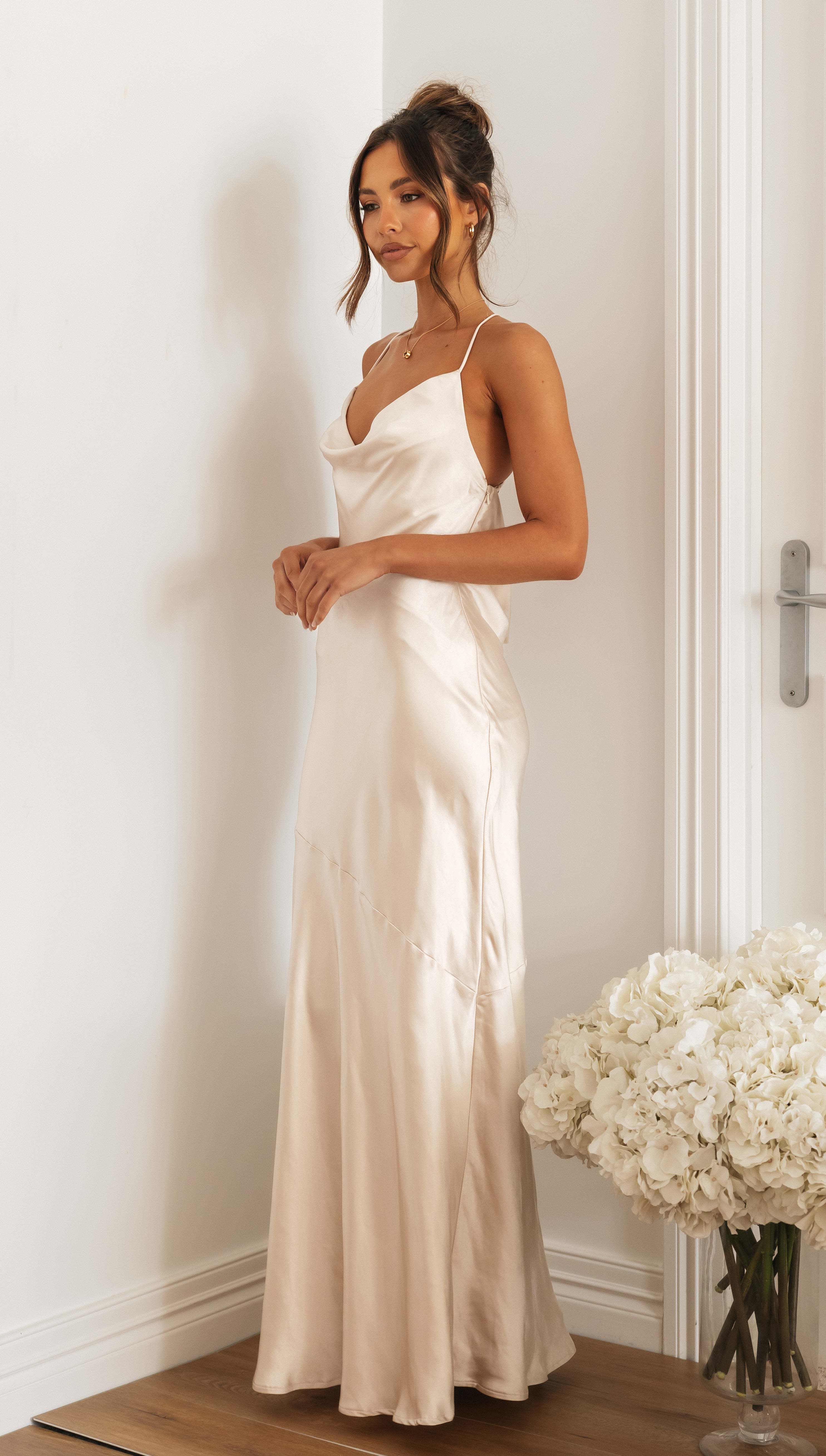 Zeylah Maxi Dress (Oyster)