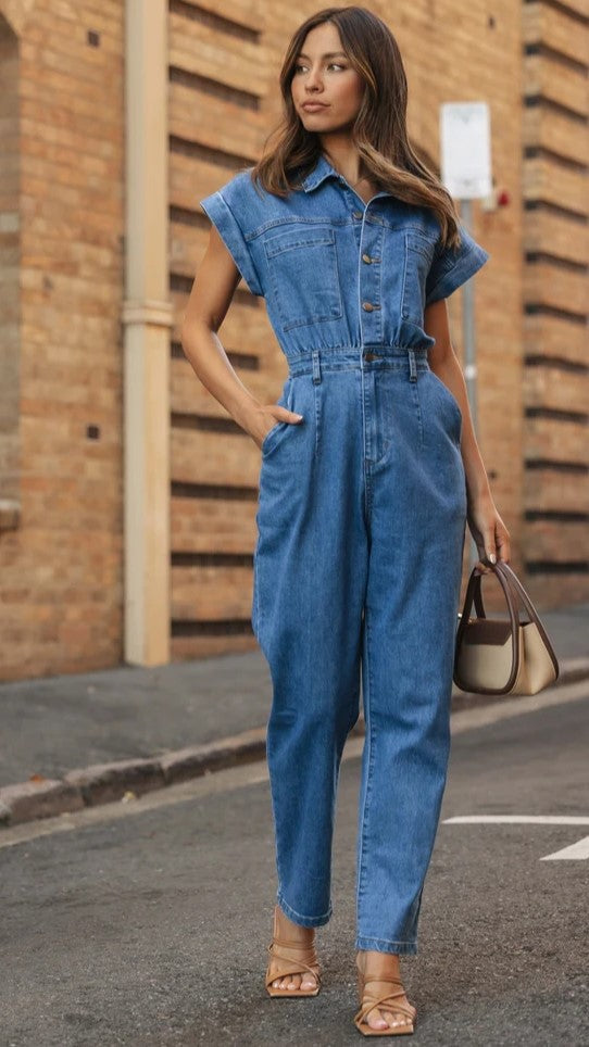 Blauer Jeans-Overall