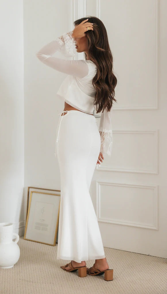White Long Sleeves Crop Top