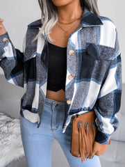 Karierte Jacke mit Kragen und langen Ärmeln