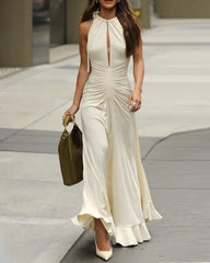 Sleeveless waist solid color dress