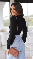 Black Ribbed Knit Long Sleeves Crop Top