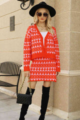 Set aus Cardigan mit geometrischem Muster und überschnittenen Schultern und Strickrock