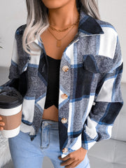 Karierte Jacke mit Kragen und langen Ärmeln