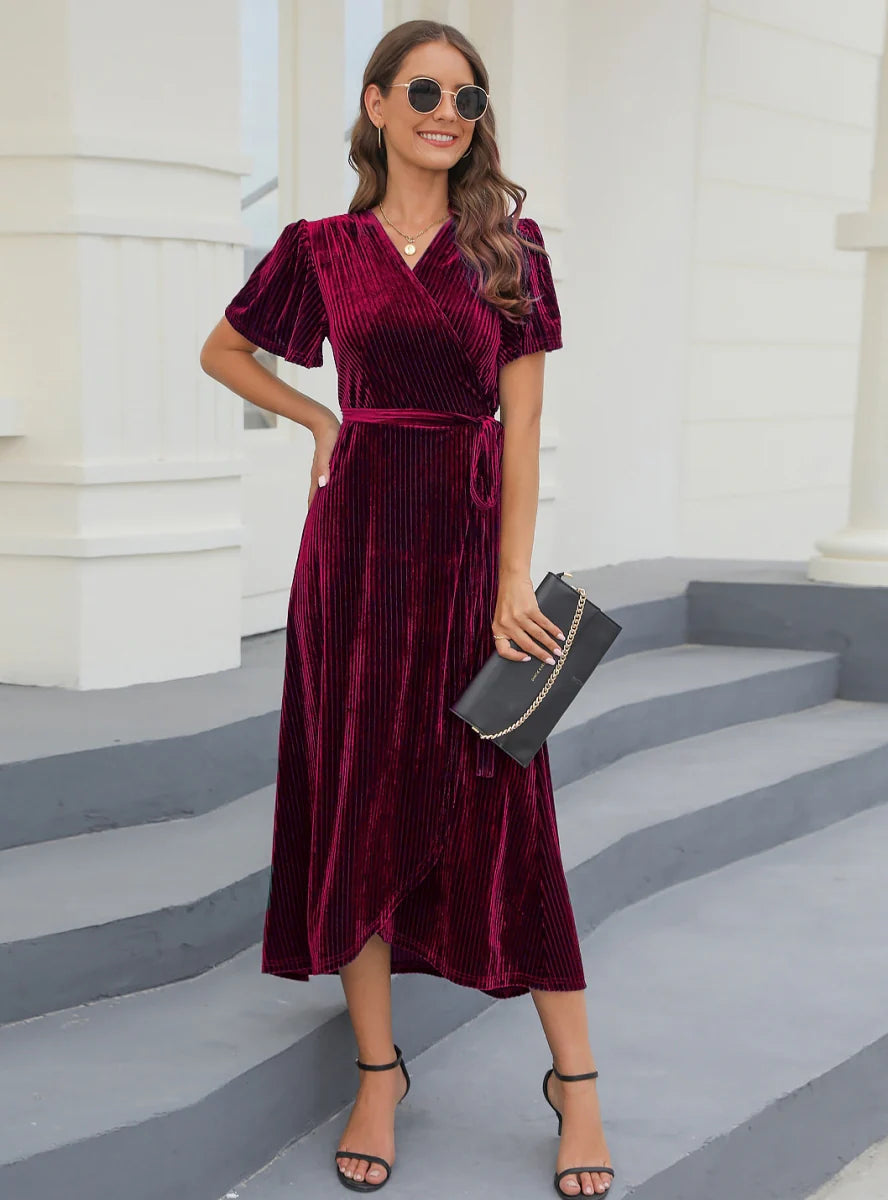 SPLIT PIT VELVET SHORT SLEEVE DRESS