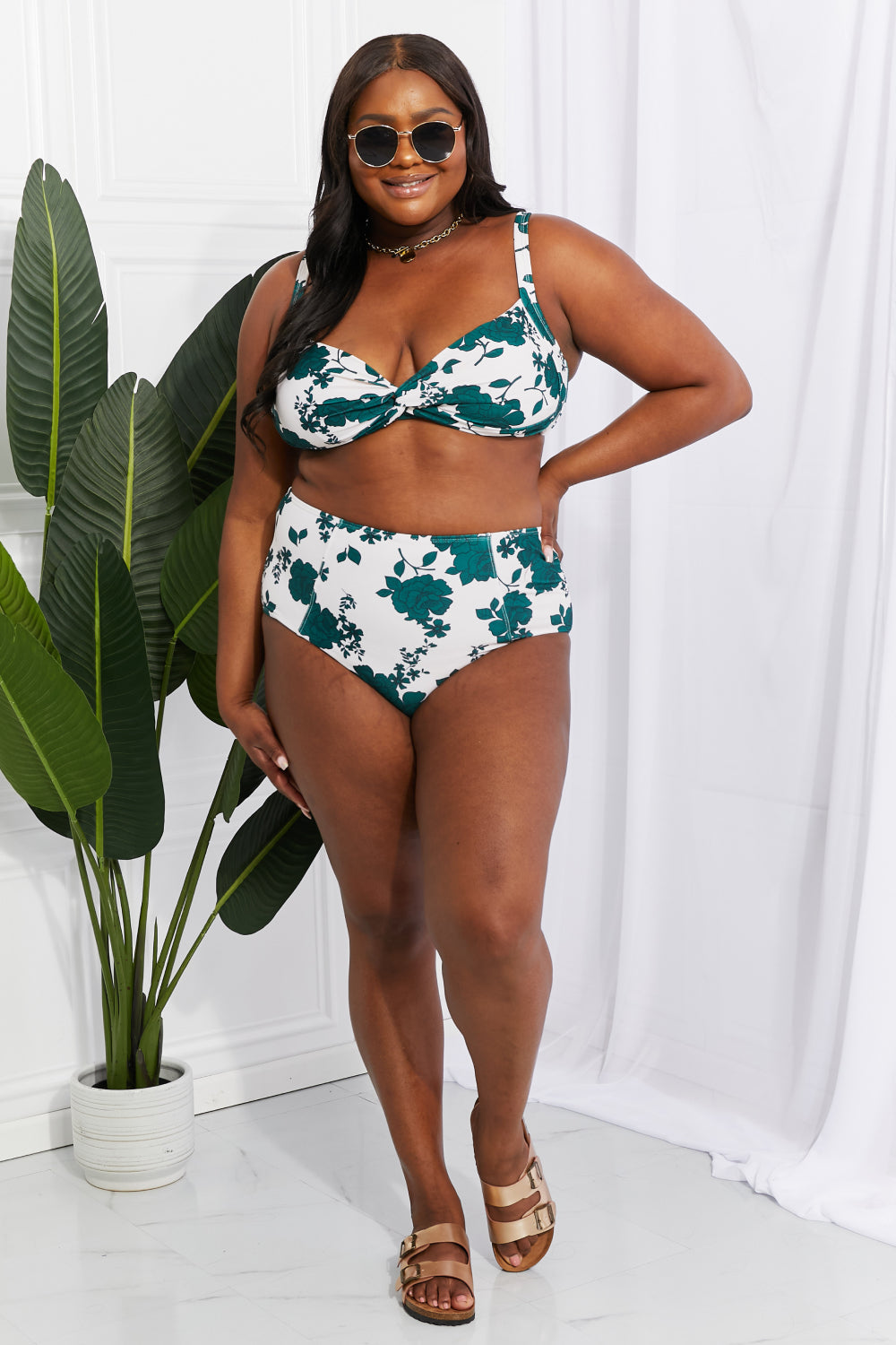 Marina West Swim – Take A Dip Twist – Hochgeschnittener Bikini in Waldgrün