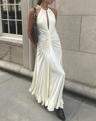 Sleeveless waist solid color dress