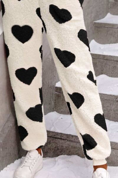 Fuzzy Heart Lounge-Overall mit Reißverschluss und Kapuze