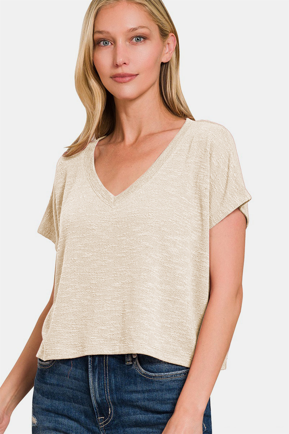Zenana – Kurzärmliges Crop-T-Shirt mit V-Ausschnitt