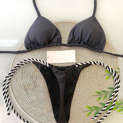 Schwarzer sexy geteilter Bikini 