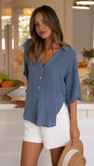 Marineblaues Button-Down-Oberteil