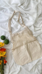 Beige Canvas-Tasche mit Mesh-Einsätzen
