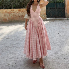 Elegant Halterneck V-Neck Pleated Waist French Dress