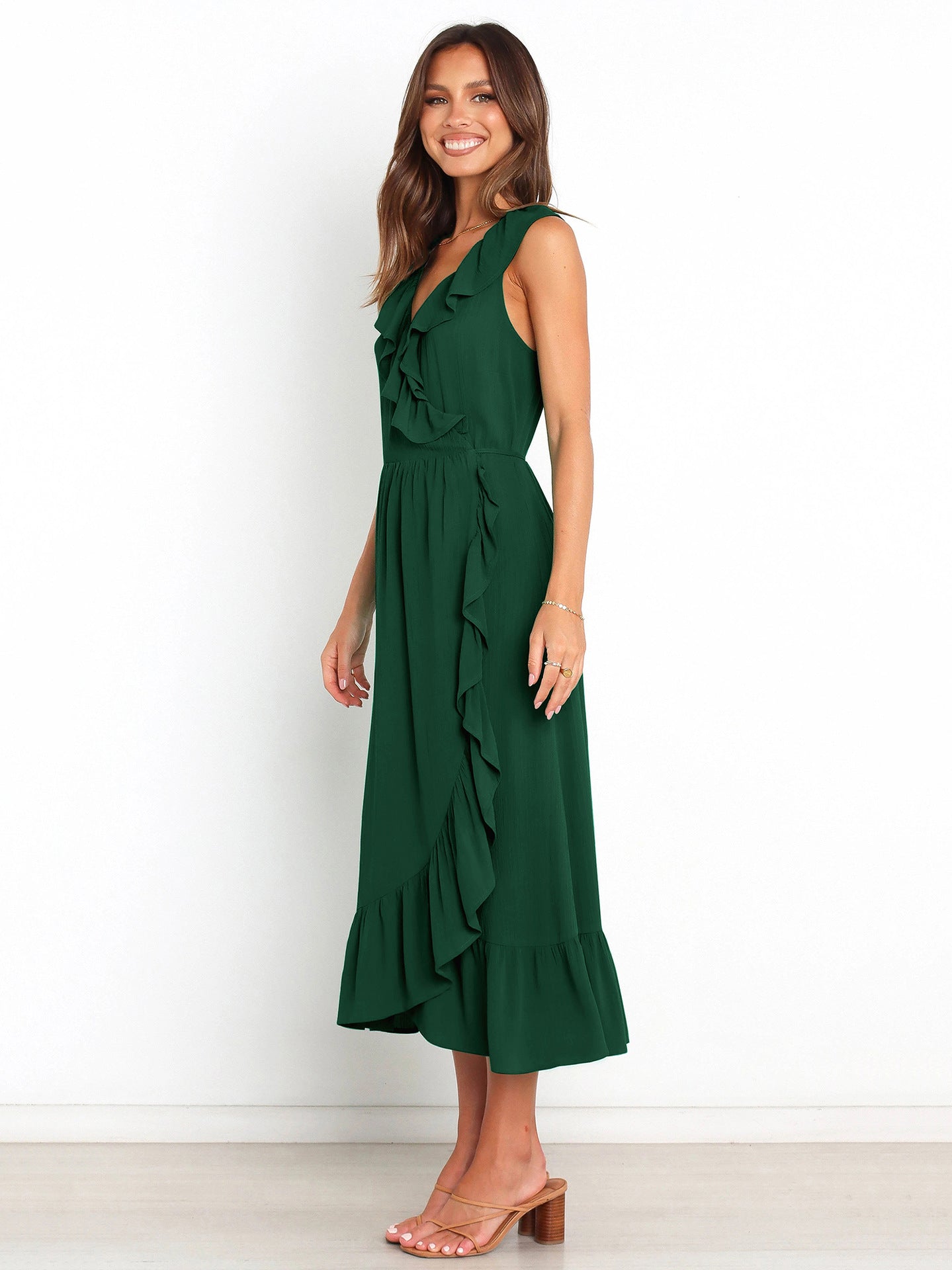 Olivgrünes Midikleid mit Rüschen