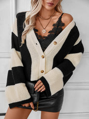 Gestreifte Strickjacke mit Waffelstrick und V-Ausschnitt sowie langen Ärmeln