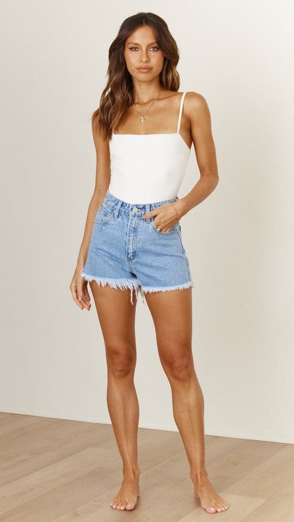 Abrand High Relaxed Short- Esmerelda