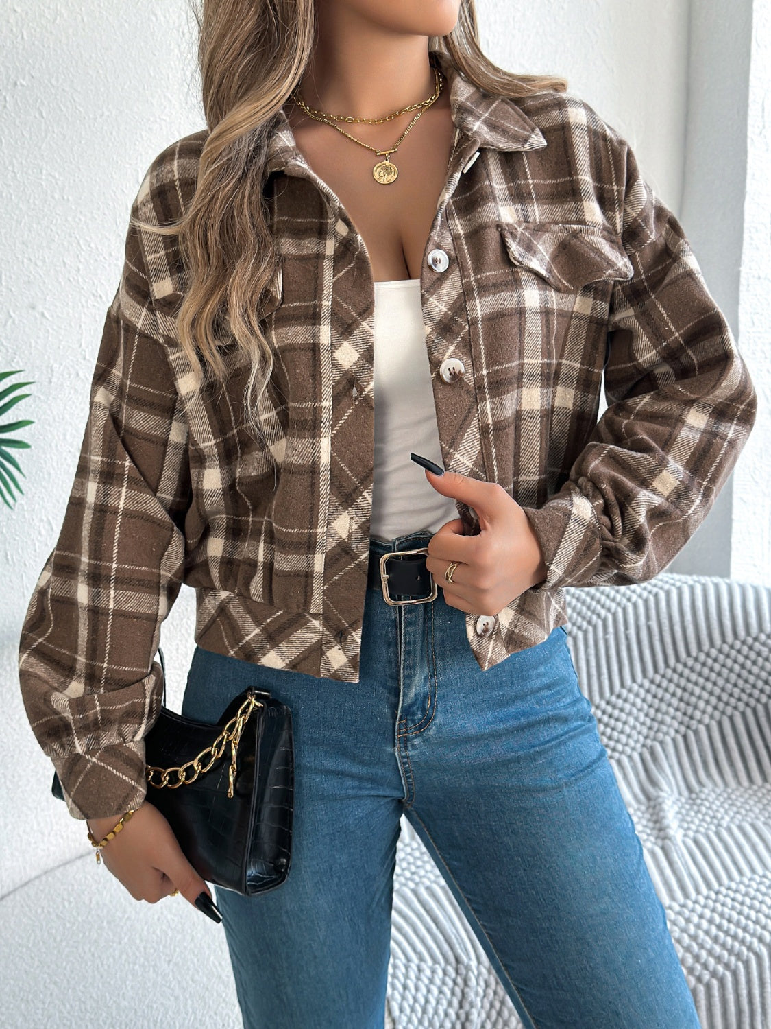 Karierte, langärmlige Jacke mit Knöpfen