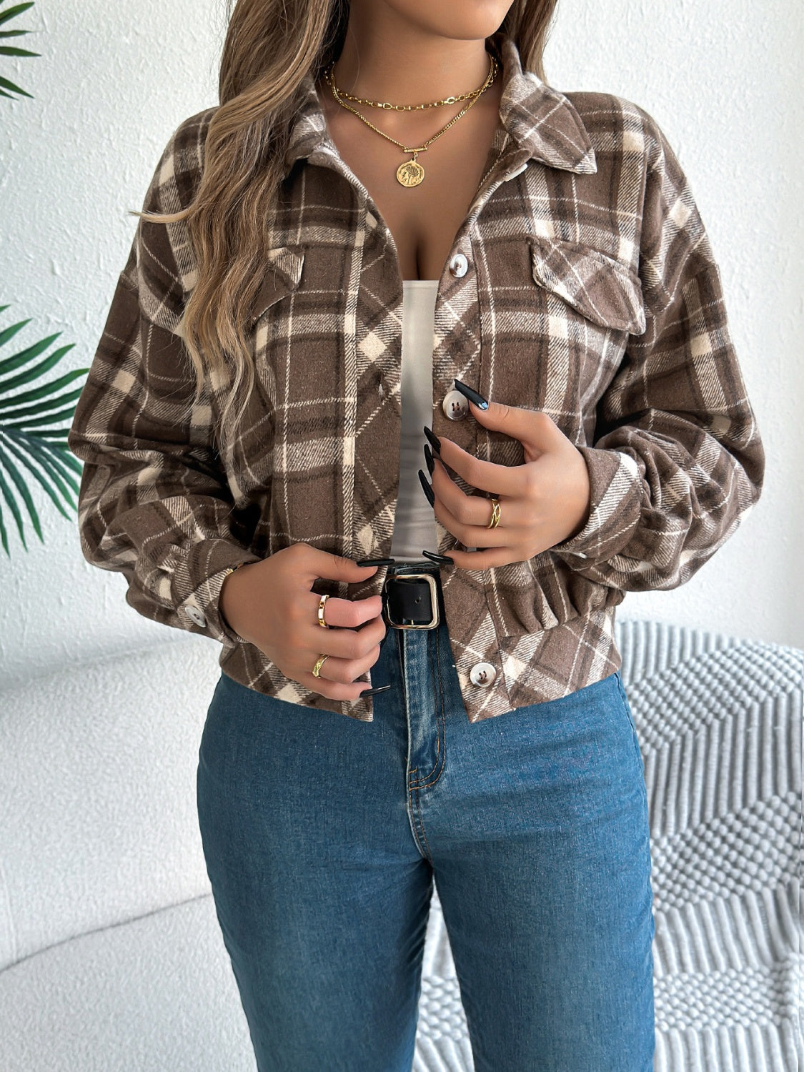 Karierte, langärmlige Jacke mit Knöpfen
