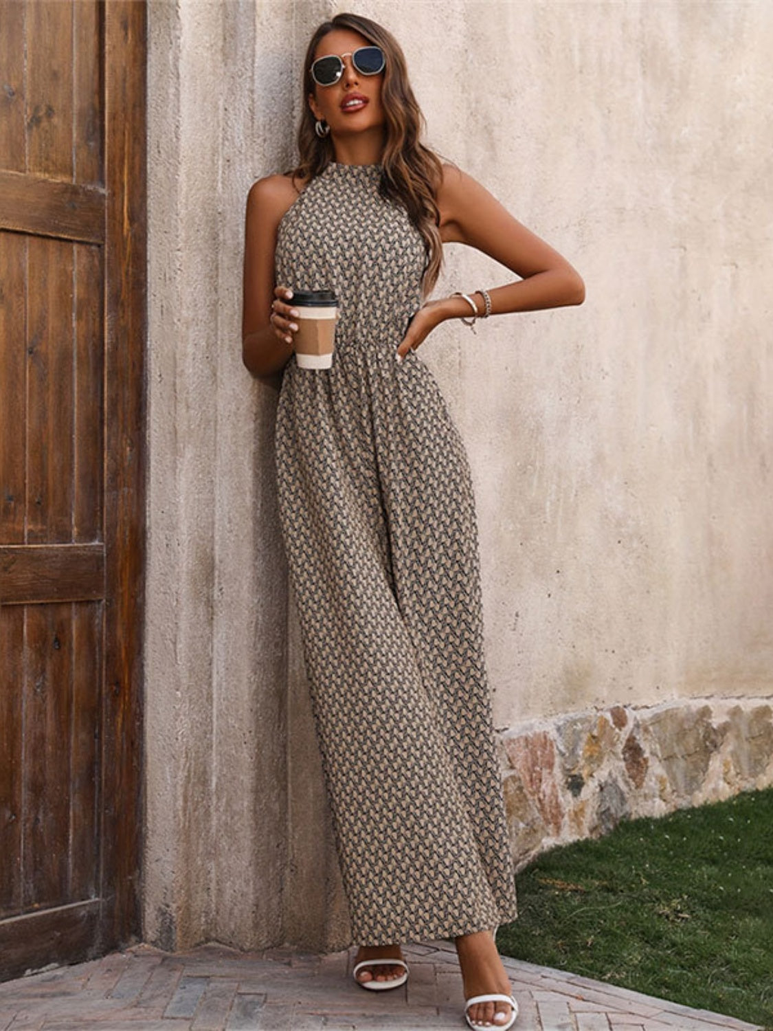 Bedruckter ärmelloser Jumpsuit mit weitem Bein