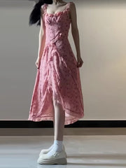 Rosa, ärmelloses Midikleid mit Blumenmuster und Stufen