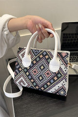 Handtasche mit geometrischem PU-Lederriemen