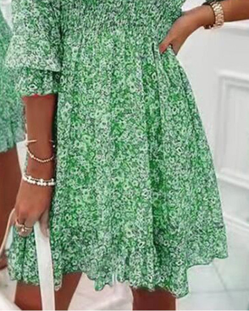 Ditsy Floral Print Puff Sleeve Ruffle Hem Shirred Dress