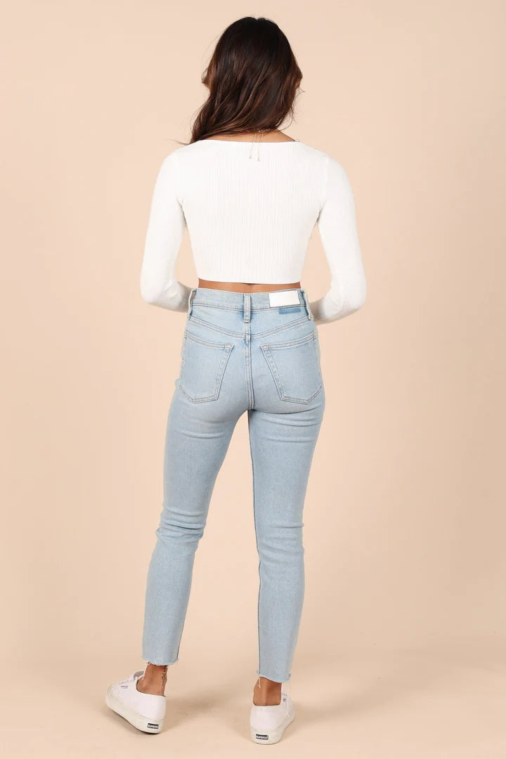 White Long Sleeves Knit Crop Top