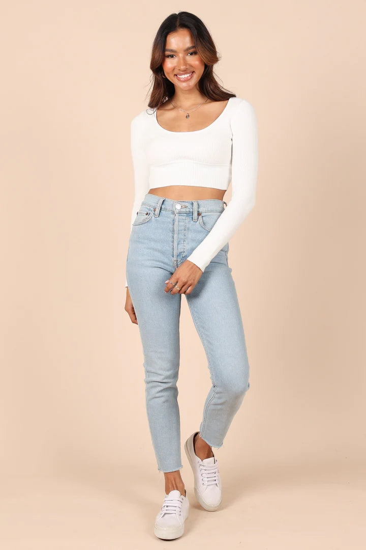White Long Sleeves Knit Crop Top